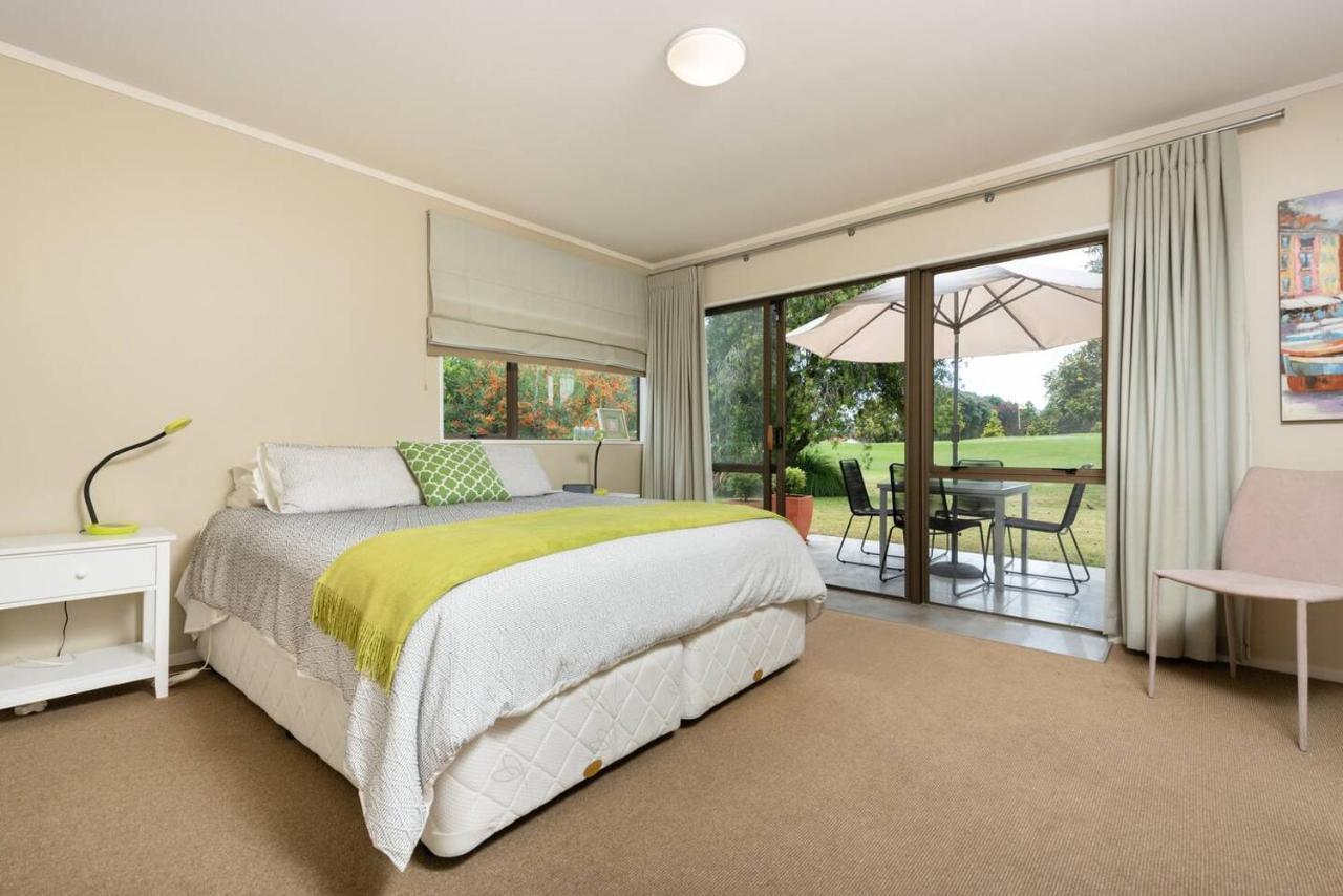 Golfers Delight In Quiet Cul De Sac Villa Mount Maunganui Exteriör bild