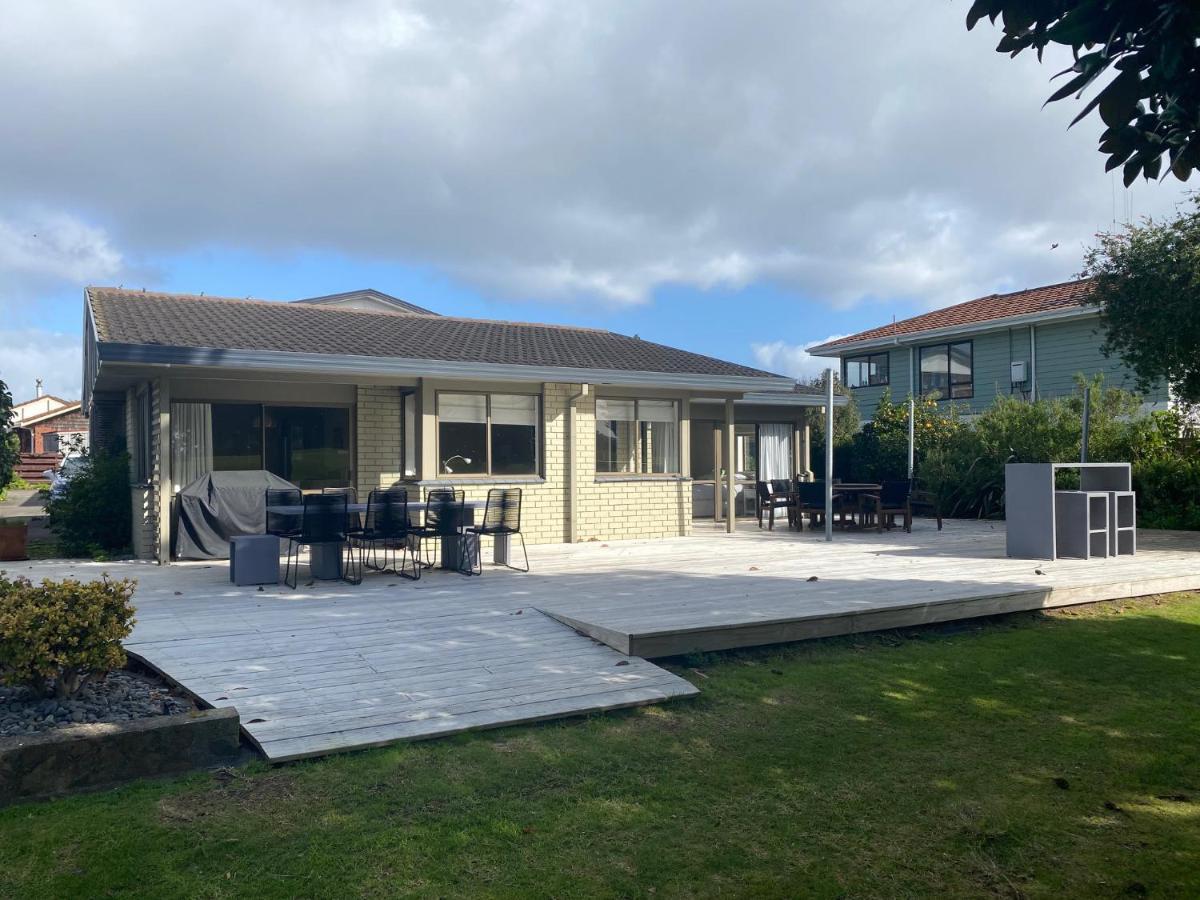 Golfers Delight In Quiet Cul De Sac Villa Mount Maunganui Exteriör bild